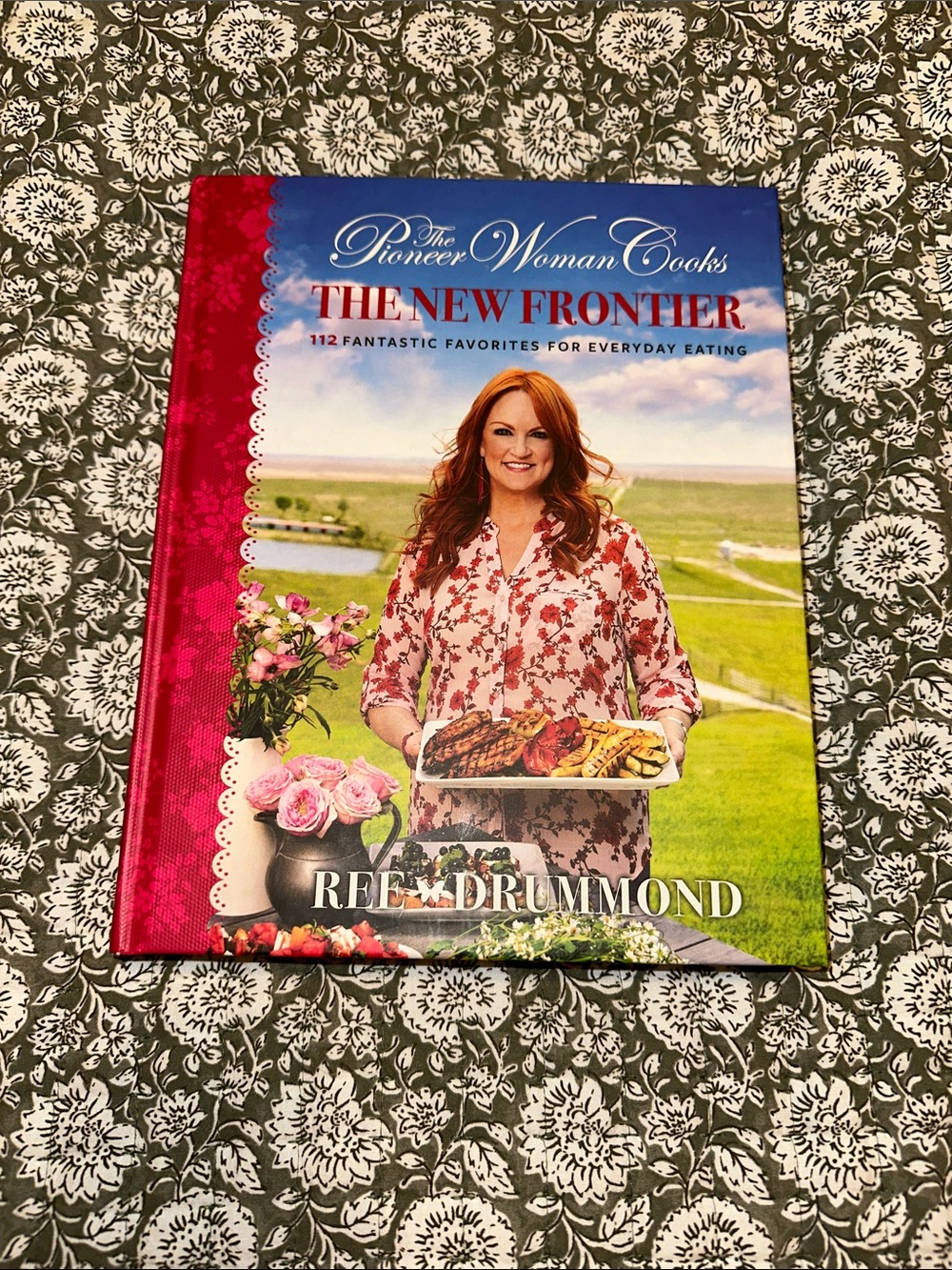 The Pioneer Woman The New Frontier Cookbook - Red, Blue, Green